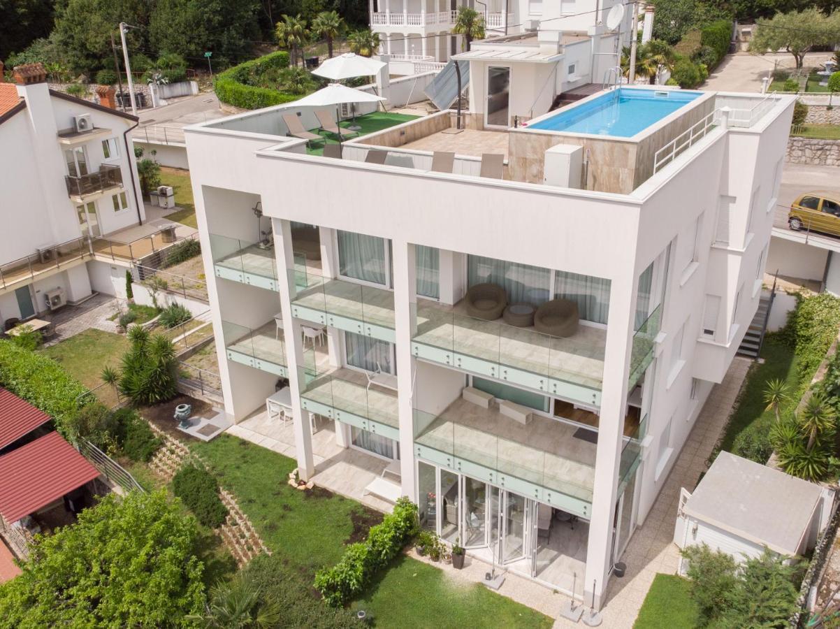 Apartment Lui With Rooftop Swimming Pool Icici Exterior photo