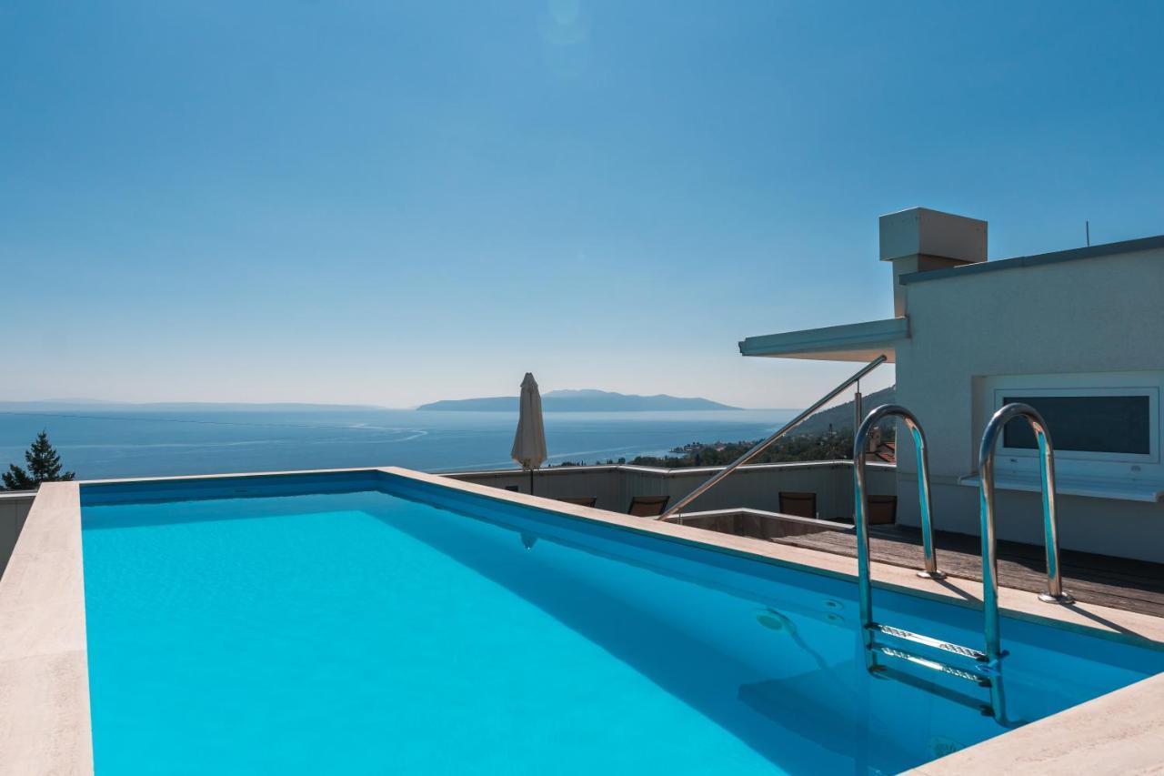 Apartment Lui With Rooftop Swimming Pool Icici Exterior photo